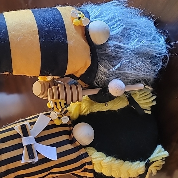 Bumble Bee Striped Gnomes - Picture 10 of 11